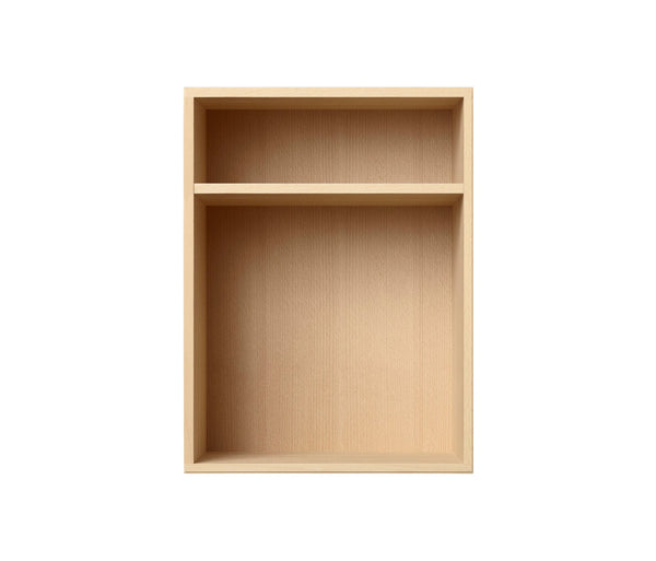 009 Bookcase Bedside vertical w. shelf Dimensions H47 W35 D30 / 34.5 Beech